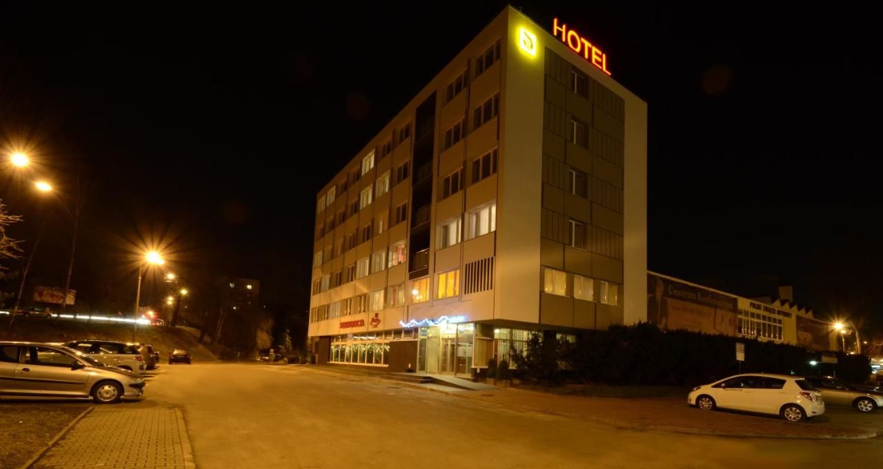 Отель Hotel PZMot Люблин-33