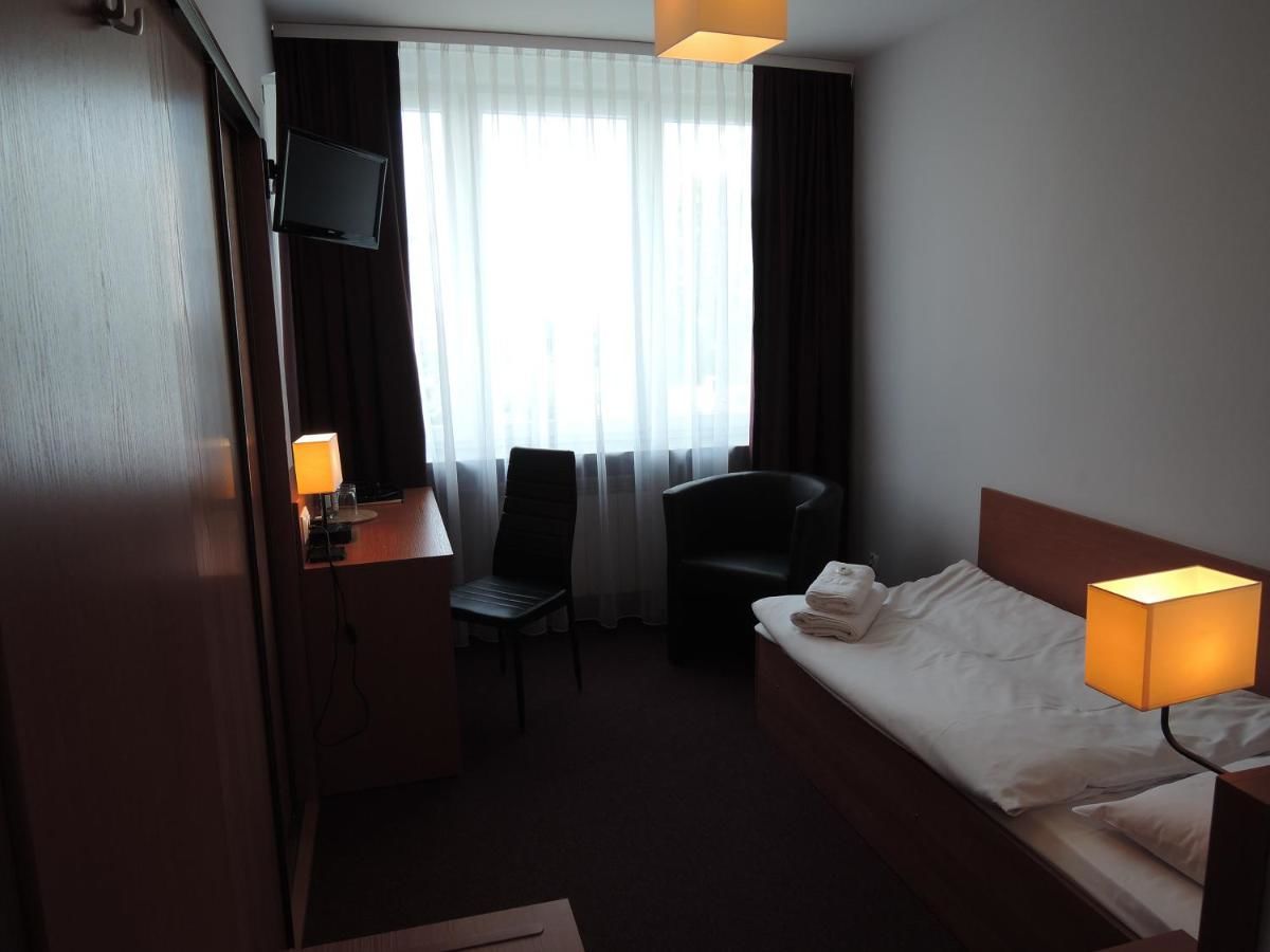 Отель Hotel PZMot Люблин-48